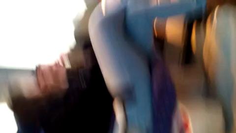 562