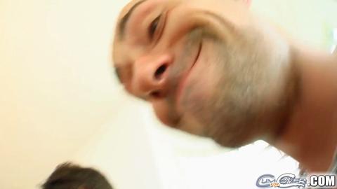 868